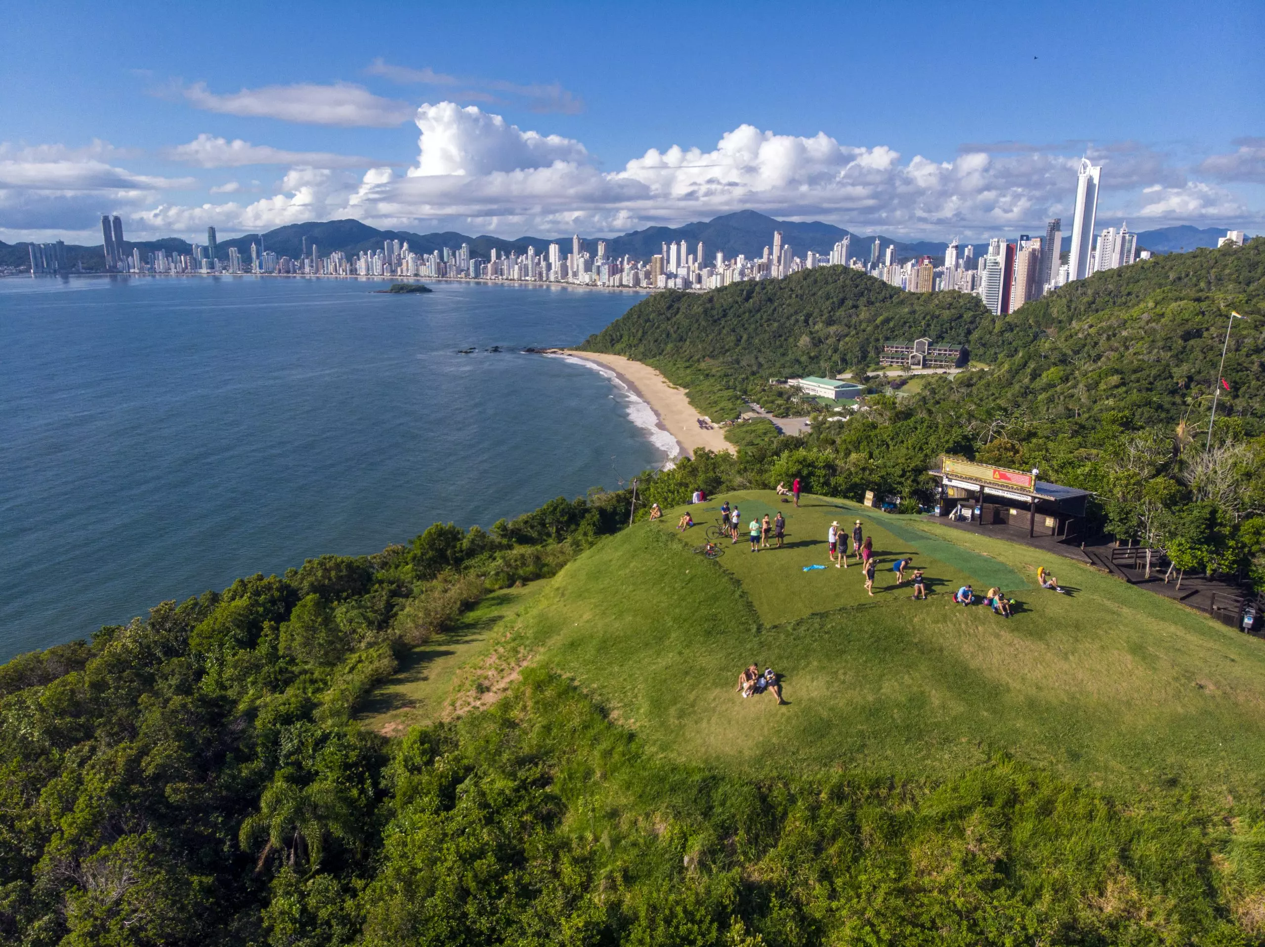 Empresa Volare vence licitação para concessão do Complexo Turístico Morro do Careca em Balneário Camboriú